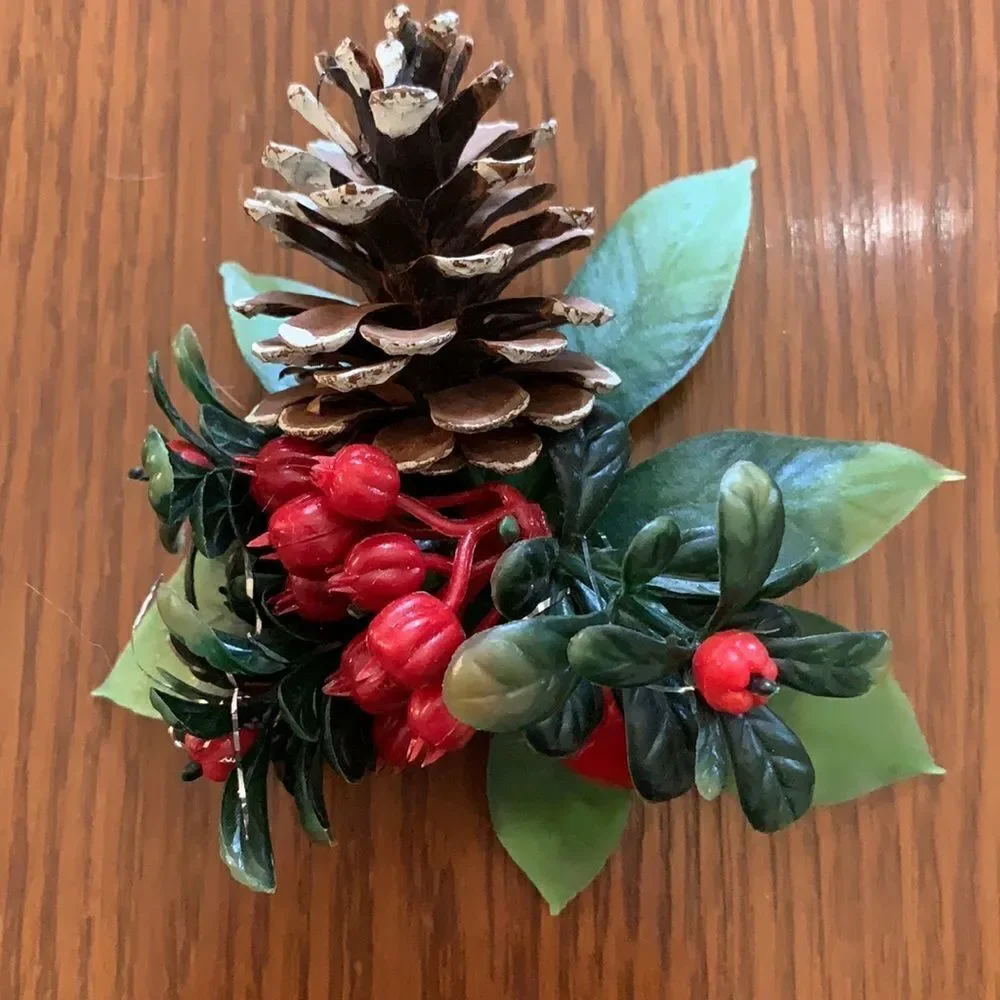 Vintage plastic Christmas corsage with pine‎ cone & holly berries